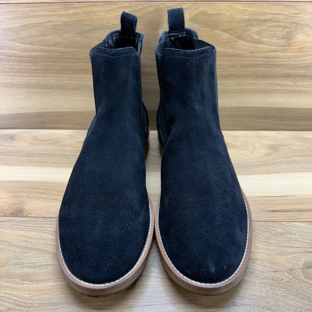 Reserved Footwear Chelsea Boots Mens 11 Black Suede Desert Crepe Gum Sole Modern